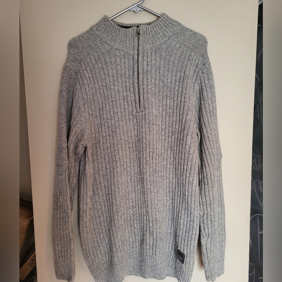 Men's Gray Sweater, Size XL - Picture 1 of 4